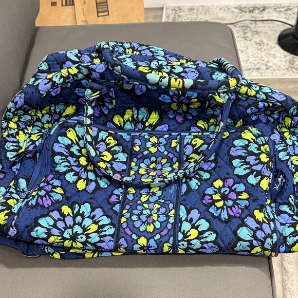 Vera Bradley Handbags - Vera Bradley Blue Floral Travel Bag